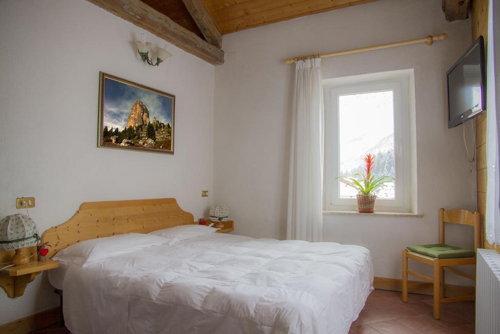 Hotel Al Pelmo Wellness Pieve di Cadore Pokoj fotografie